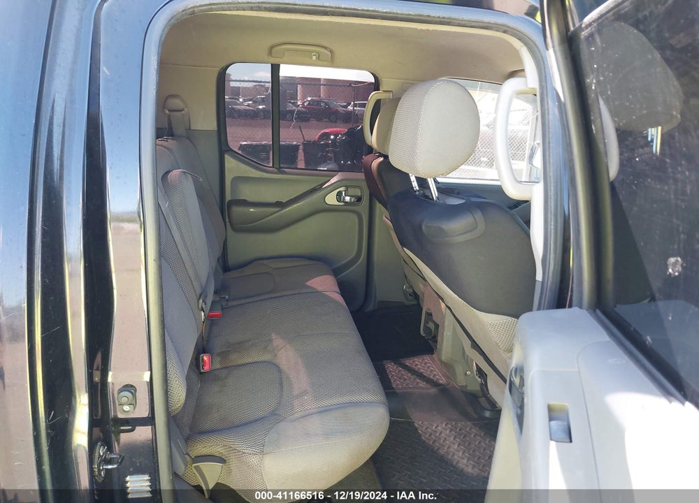 2007 NISSAN FRONTIER SE VIN: 1N6AD07U97C427667