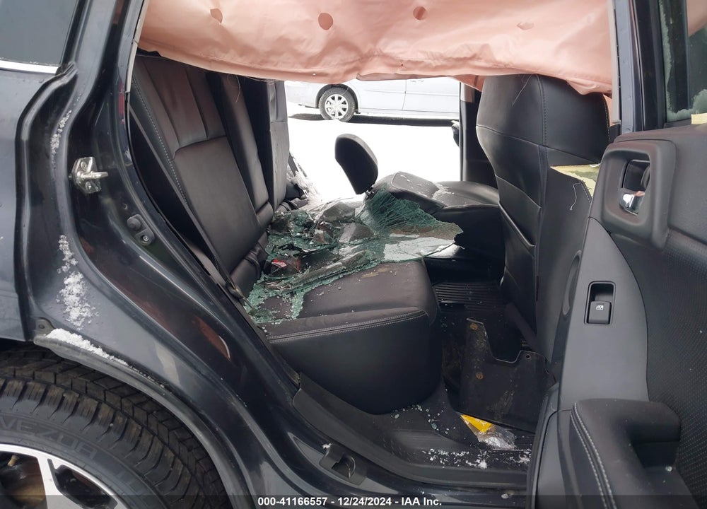 2015 SUBARU FORESTER 2.0XT TOURING VIN: JF2SJGUC5FH802672