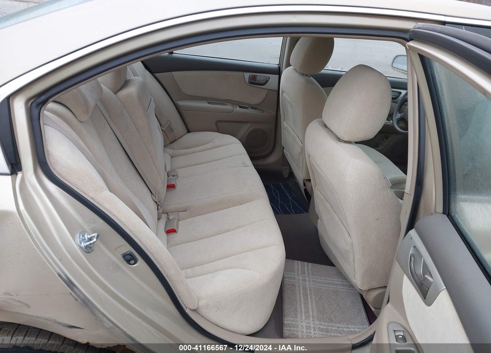 2008 KIA OPTIMA LX VIN: KNAGE123485227149