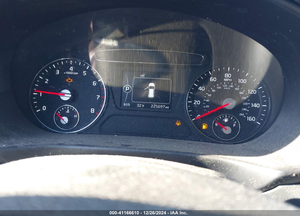 2017 KIA SORENTO 2.4L LX VIN: 5XYPG4A39HG329697