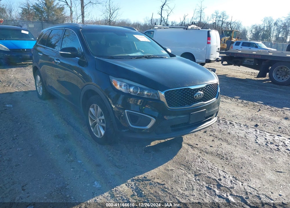 2017 KIA SORENTO 2.4L LX VIN: 5XYPG4A39HG329697
