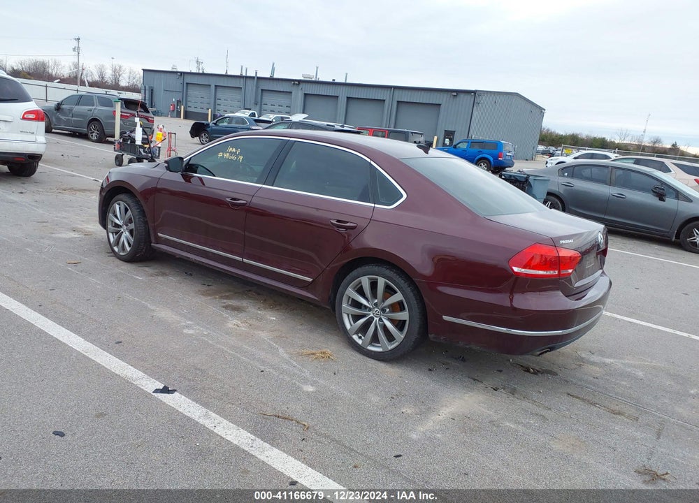 2013 VOLKSWAGEN PASSAT 2.0L TDI SEL PREMIUM VIN: 1VWCN7A35DC112472