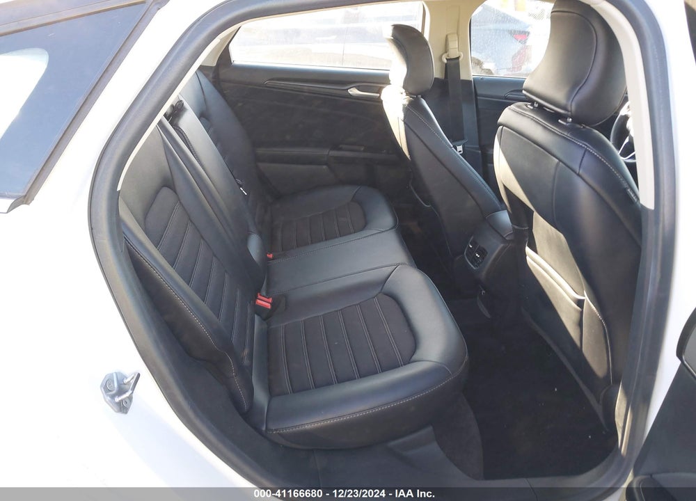 2018 FORD FUSION HYBRID VIN: 3FA6P0LU2JR156004