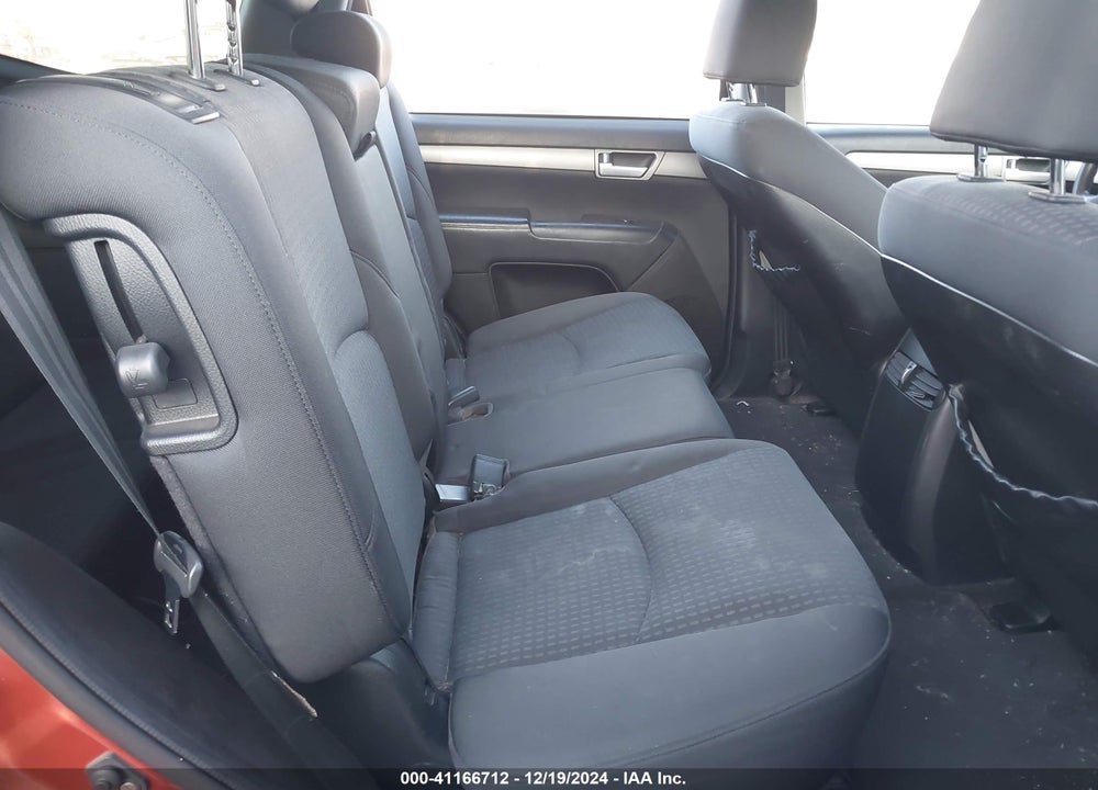 2009 KIA BORREGO LX VIN: KNDJJ741395012169