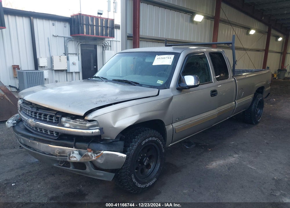 2001 CHEVROLET SILVERADO 1500 LS VIN: 1GCEK19T61E300522