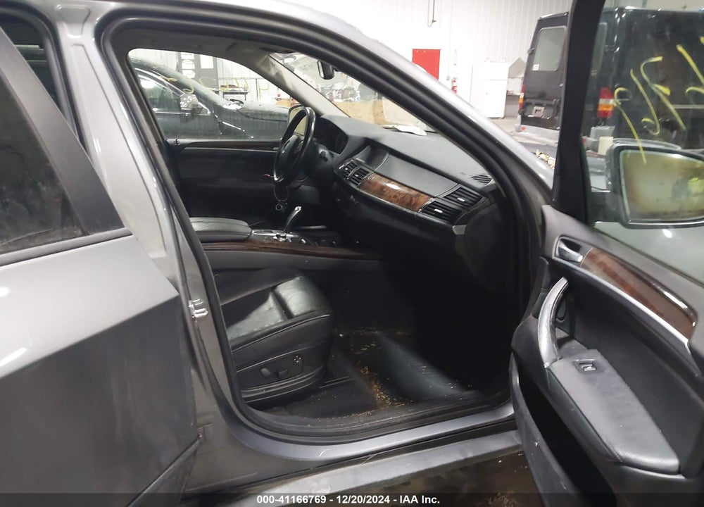 2008 BMW X5 3.0SI VIN: 5UXFE43548L036406
