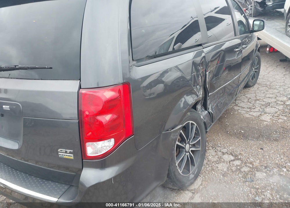 2017 DODGE GRAND CARAVAN GT VIN: 2C4RDGEG0HR672670