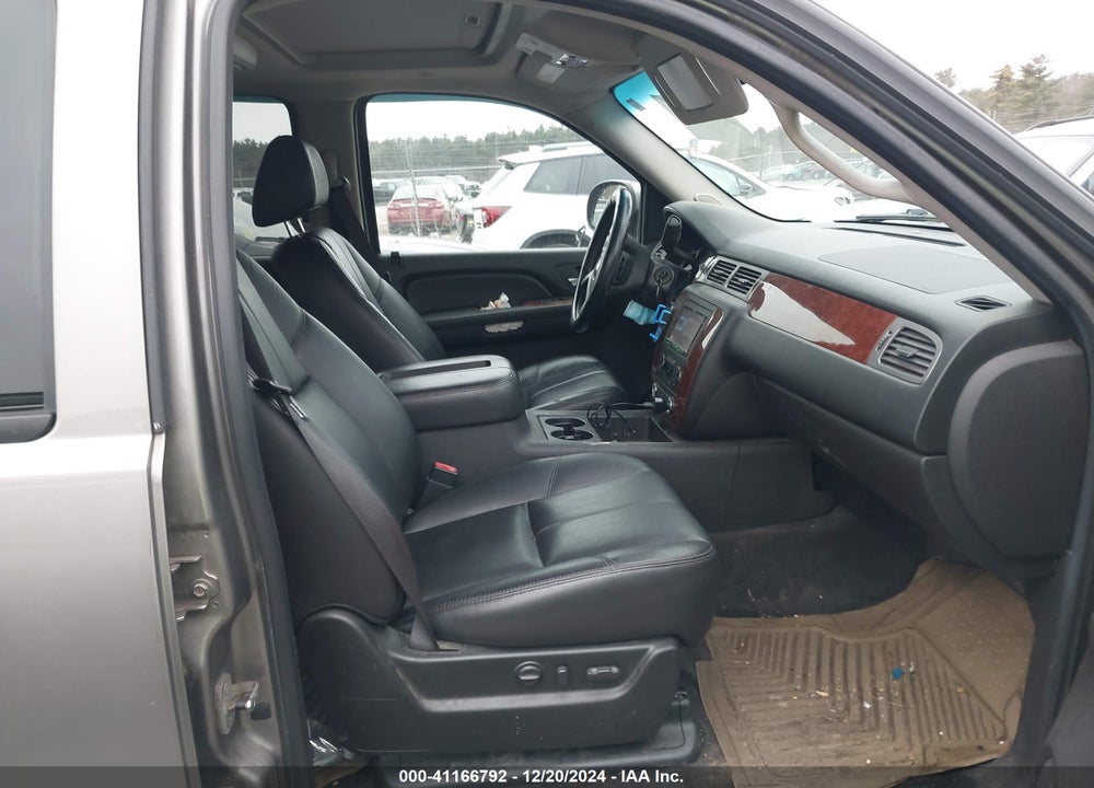 2009 CHEVROLET AVALANCHE 1500 VIN: 3GNFK22049G181987
