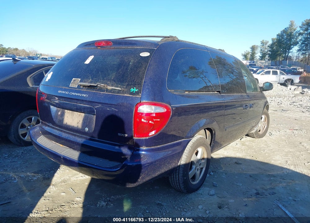 2006 DODGE GRAND CARAVAN SXT VIN: 2D4GP44L56R751280