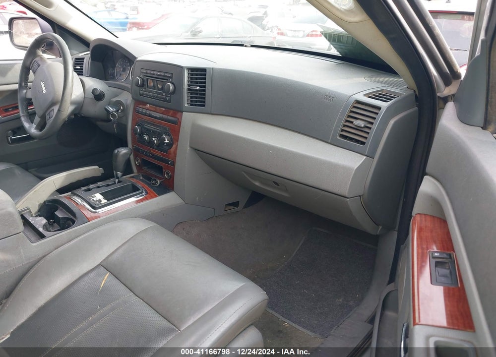 2005 JEEP GRAND CHEROKEE LIMITED VIN: 1J4HR58245C699807