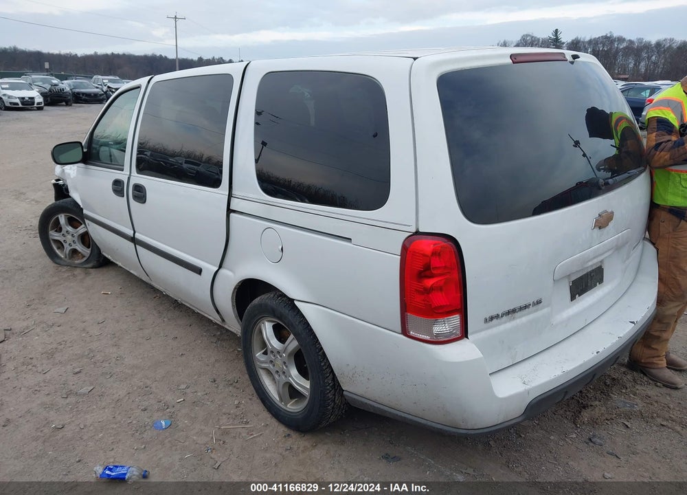 2008 CHEVROLET UPLANDER LS VIN: 1GNDV231X8D204240