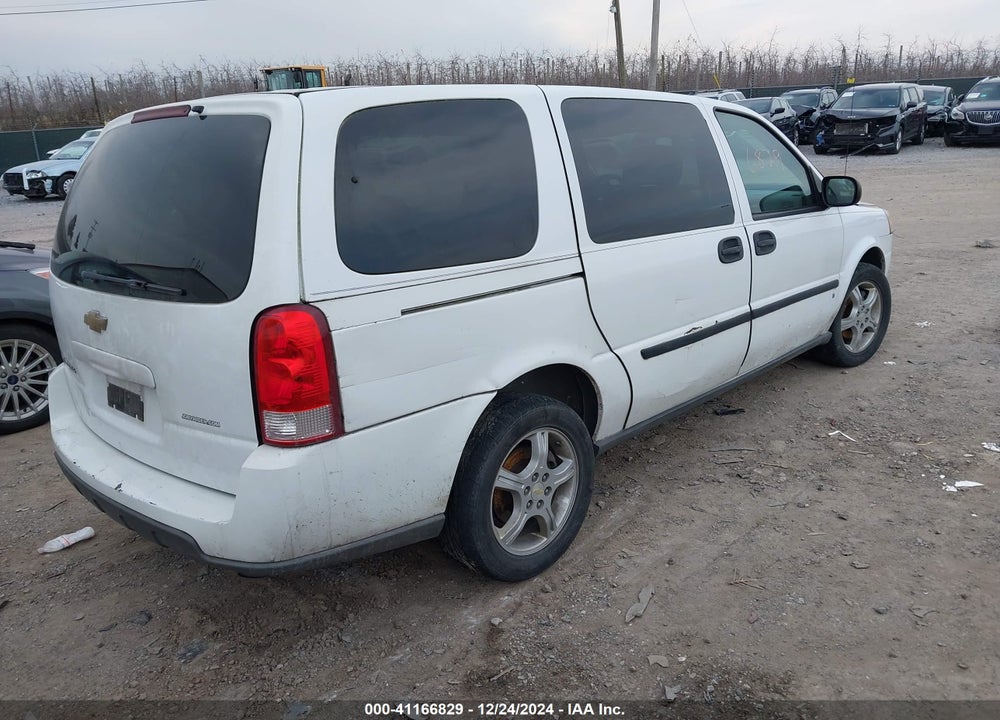 2008 CHEVROLET UPLANDER LS VIN: 1GNDV231X8D204240