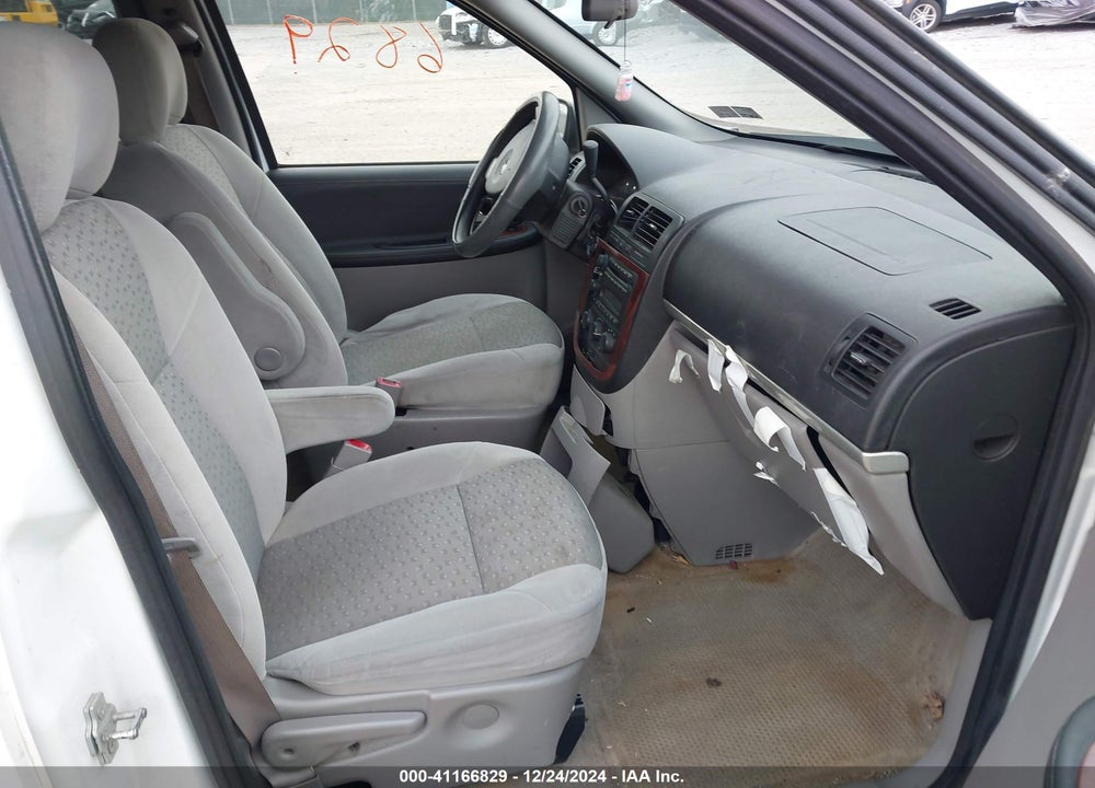 2008 CHEVROLET UPLANDER LS VIN: 1GNDV231X8D204240