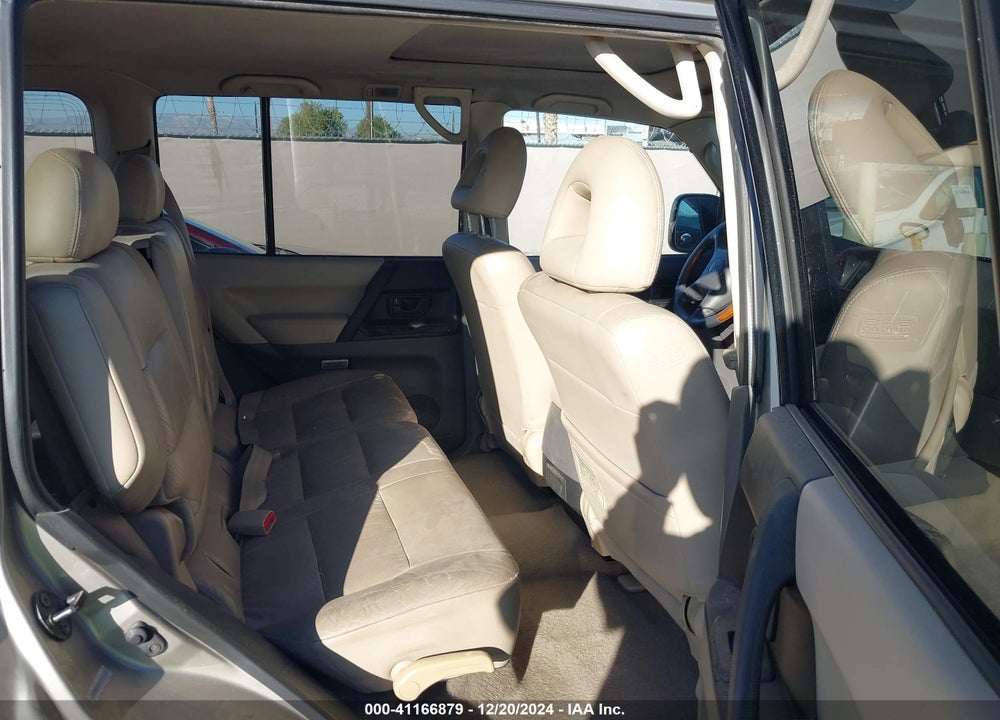 2001 MITSUBISHI MONTERO LIMITED VIN: JA4MW51R61J022634