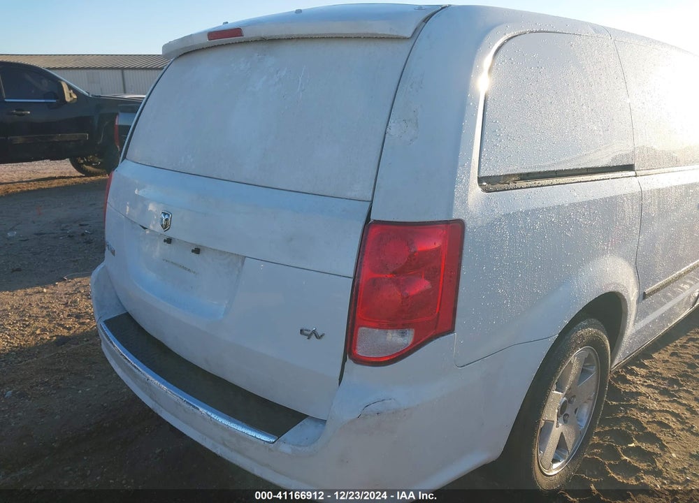 2014 RAM CARGO VIN: 2C4JRGAGXER230933