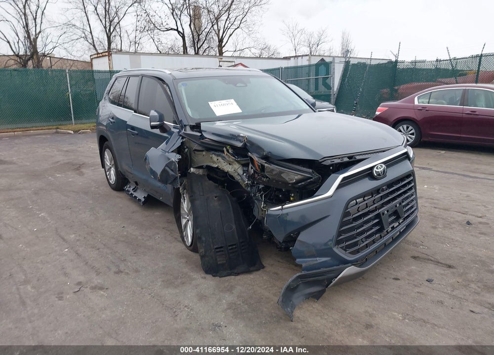 2024 TOYOTA GRAND HIGHLANDER PLATINUM VIN: 5TDAAAB50RS035616