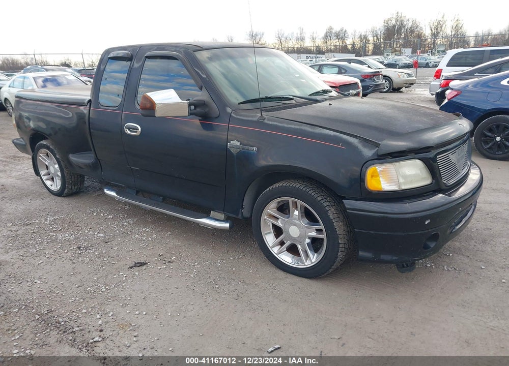 2000 FORD F-150 LARIAT/XL/XLT VIN: 2FTRX07L8YCB05862