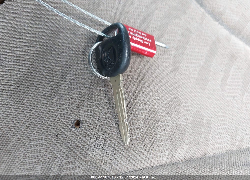 2001 SATURN SC2 VIN: 1G8ZY12771Z272424