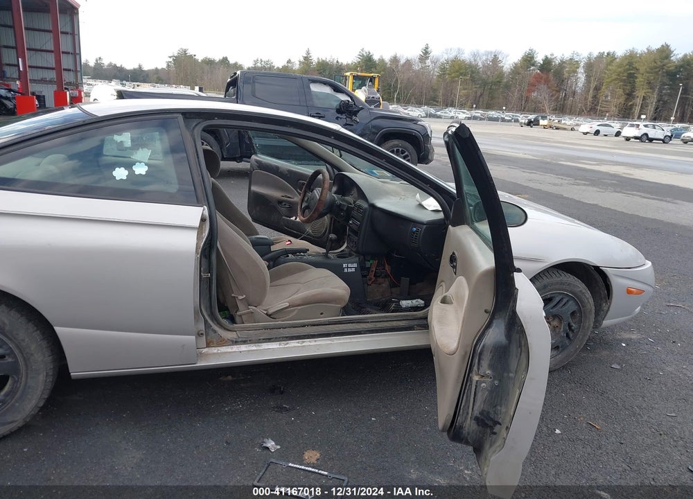 2001 SATURN SC2 VIN: 1G8ZY12771Z272424