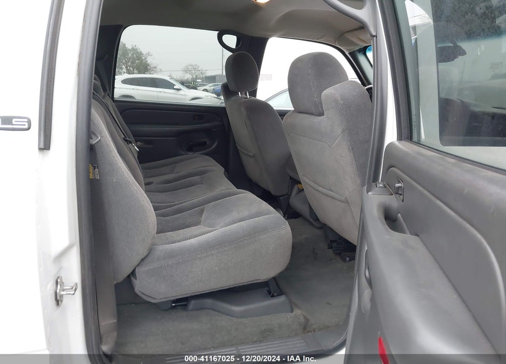 2005 CHEVROLET SILVERADO 1500 LS VIN: 2GCEC13T751174278