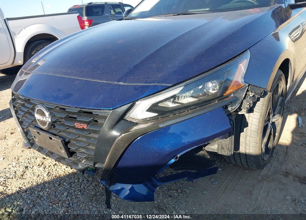 2023 NISSAN ALTIMA SR FWD VIN: 1N4BL4CV4PN359773