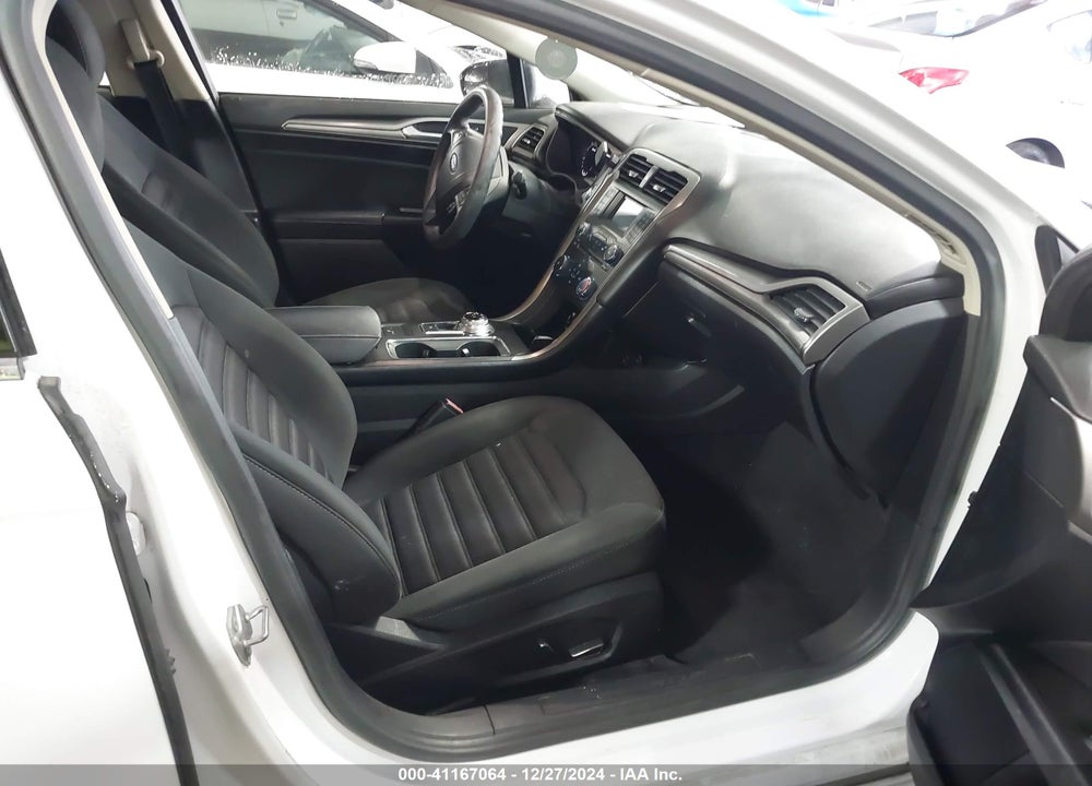2017 FORD FUSION SE VIN: 3FA6P0H73HR259400
