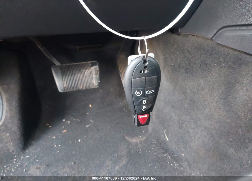 2008 CHRYSLER 300C VIN: 2C3KA63H68H335642