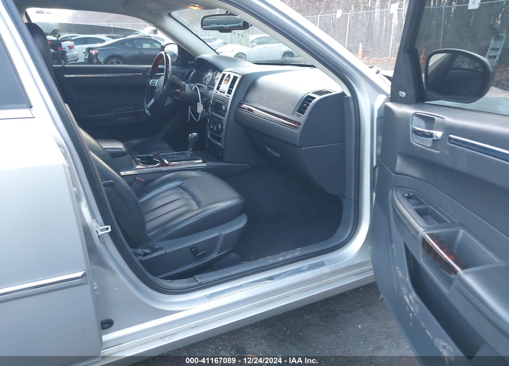 2008 CHRYSLER 300C VIN: 2C3KA63H68H335642