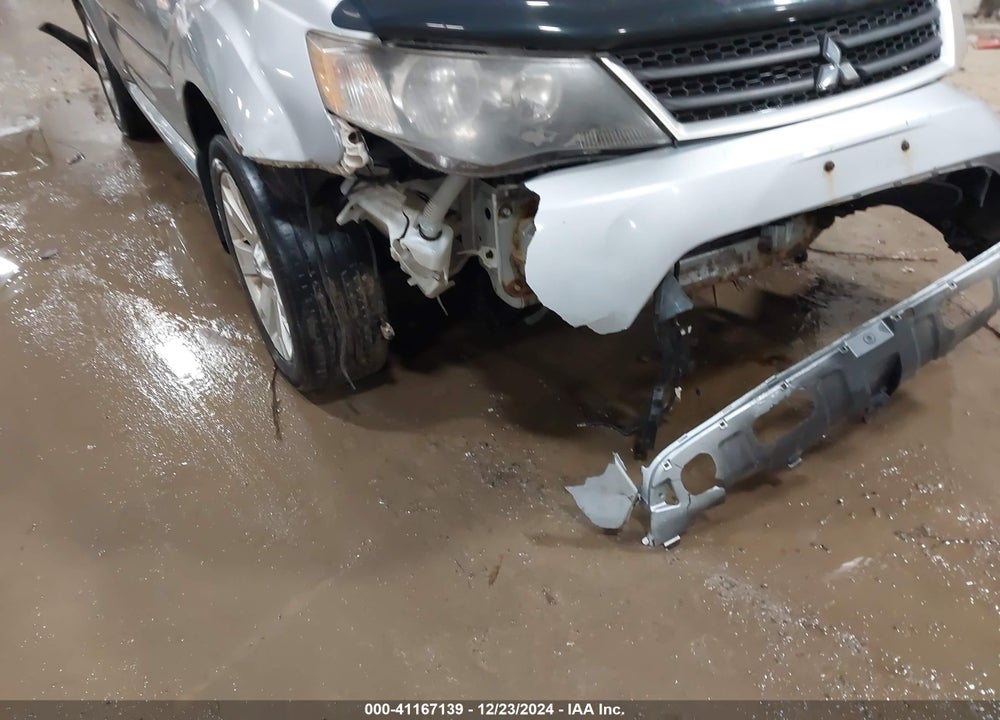 2009 MITSUBISHI OUTLANDER SE VIN: JA4LT31W99Z002082