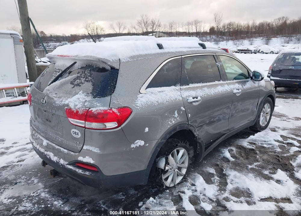 2016 KIA SORENTO 3.3L LX VIN: 5XYPGDA57GG172641