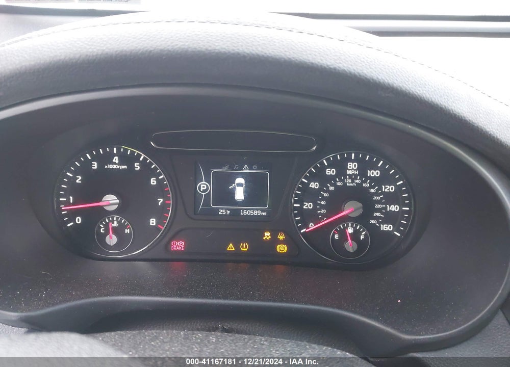 2016 KIA SORENTO 3.3L LX VIN: 5XYPGDA57GG172641