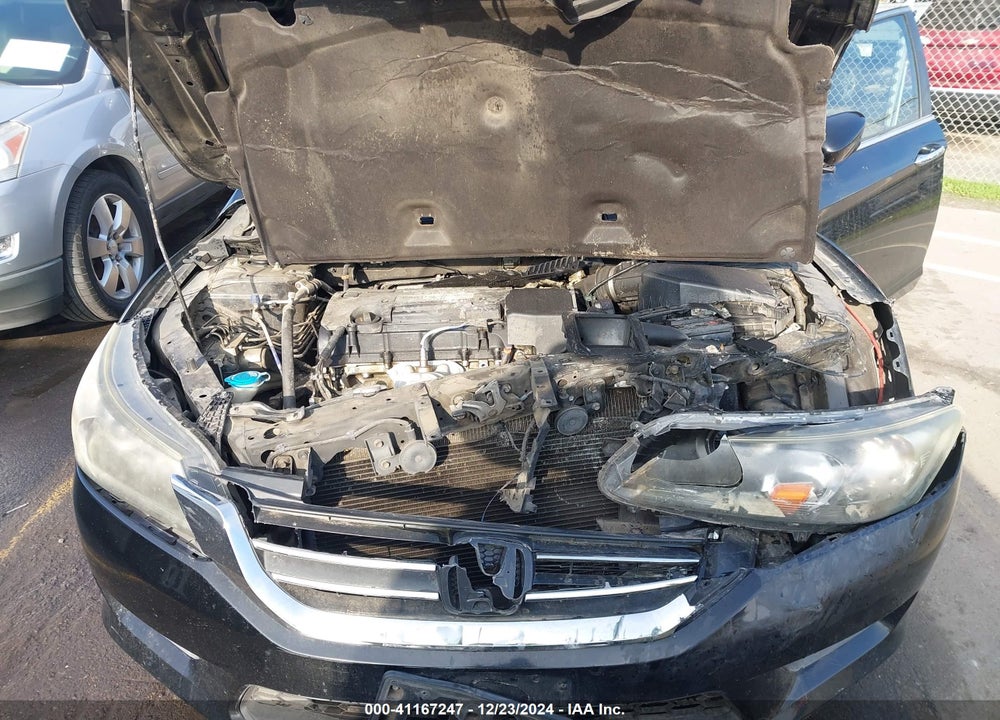 2015 HONDA ACCORD VIN: 1HGCR2F38FA205473
