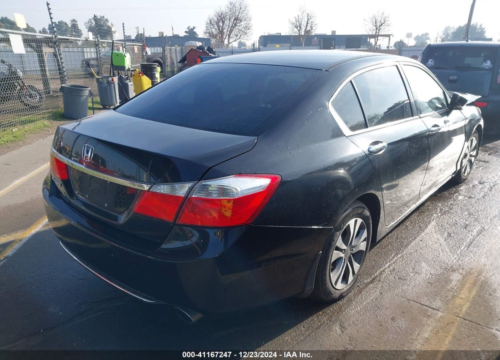 2015 HONDA ACCORD VIN: 1HGCR2F38FA205473