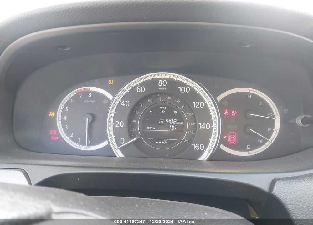 2015 HONDA ACCORD VIN: 1HGCR2F38FA205473