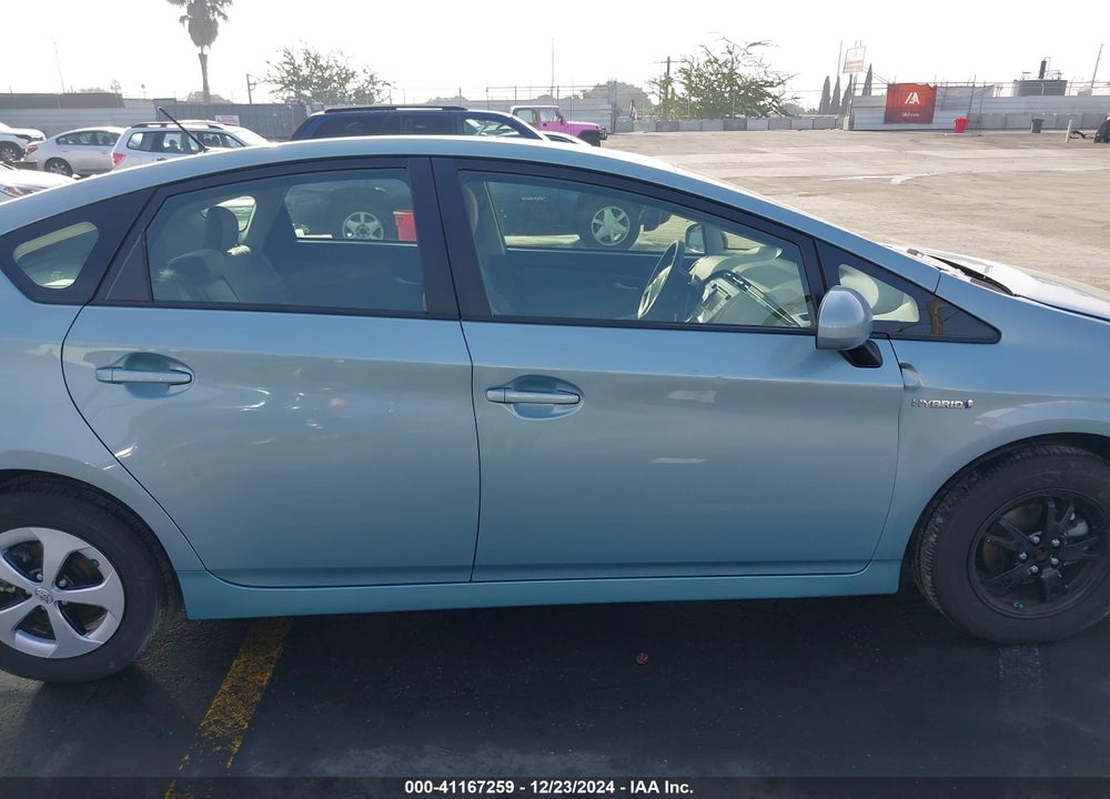 2014 TOYOTA PRIUS VIN: JTDKN3DU4E1849249