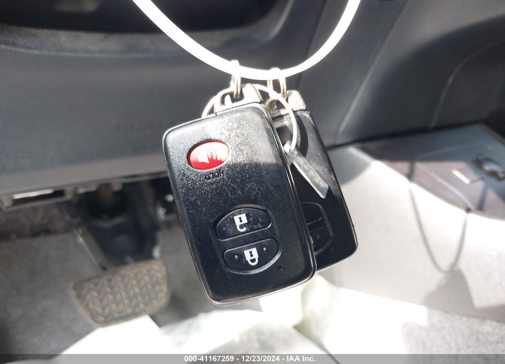 2014 TOYOTA PRIUS VIN: JTDKN3DU4E1849249