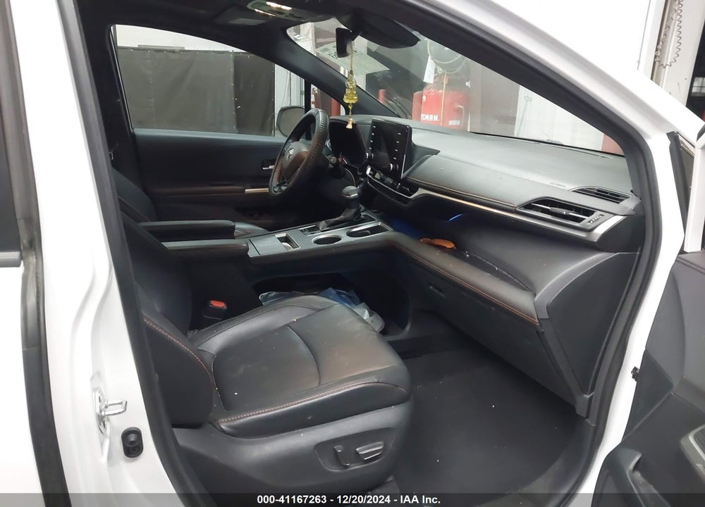 2021 TOYOTA SIENNA XSE VIN: 5TDXRKEC6MS005385