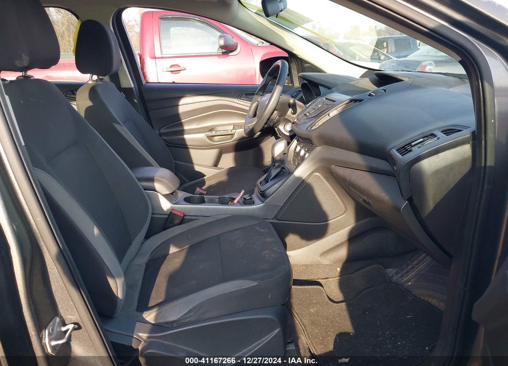 2014 FORD ESCAPE S VIN: 1FMCU0F78EUB70172