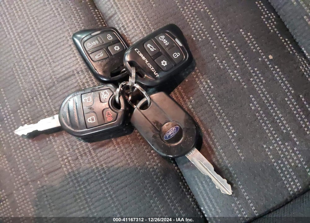 2010 FORD FUSION SE VIN: 3FAHP0HG8AR274814