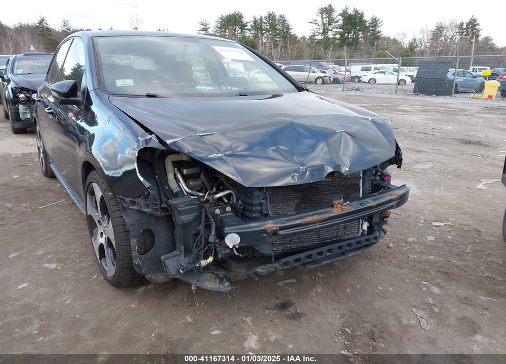 2011 VOLKSWAGEN GTI 4-DOOR AUTOBAHN VIN: WVWHV7AJ2BW136408