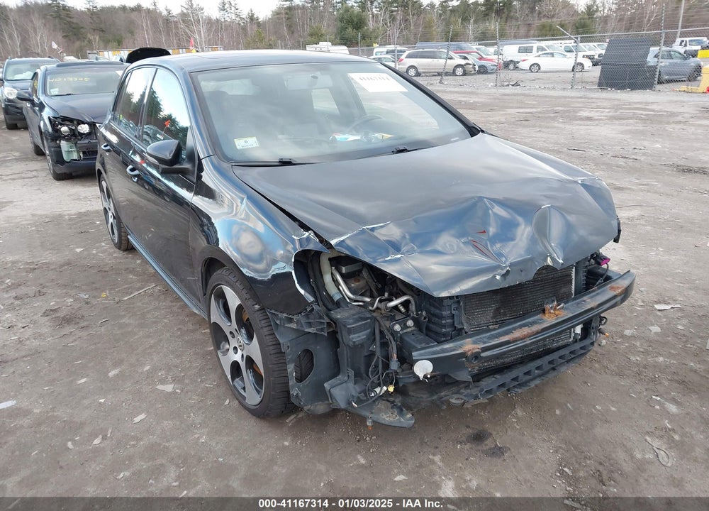 2011 VOLKSWAGEN GTI 4-DOOR AUTOBAHN VIN: WVWHV7AJ2BW136408