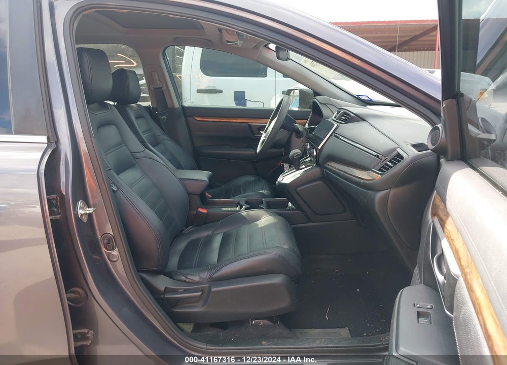 2018 HONDA CR-V VIN: 7FARW1H56JE007568