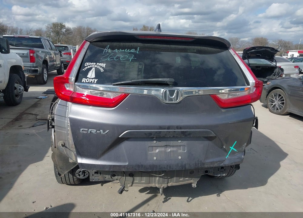 2018 HONDA CR-V VIN: 7FARW1H56JE007568