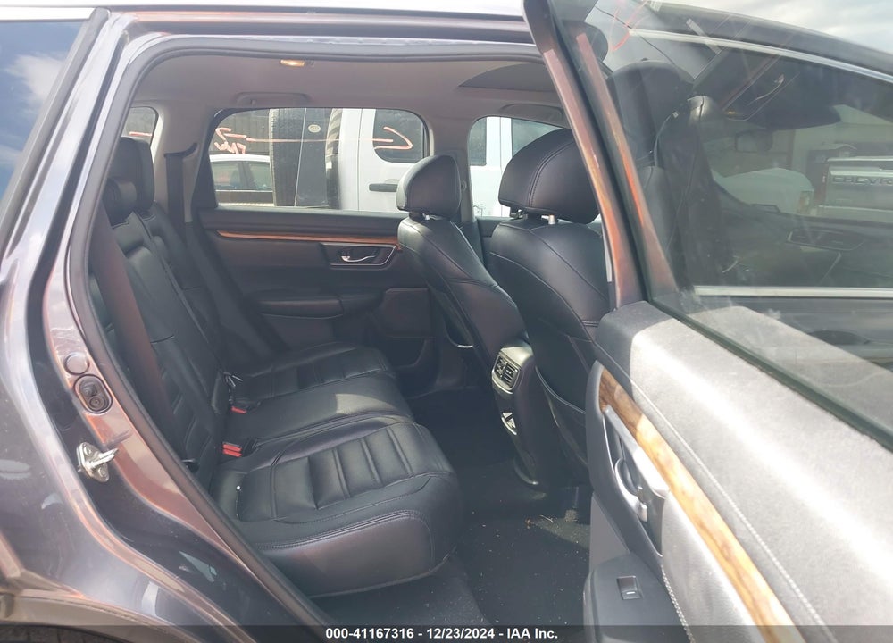 2018 HONDA CR-V VIN: 7FARW1H56JE007568