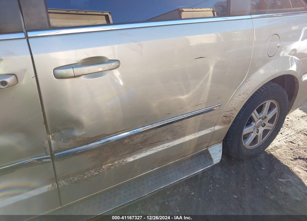 2011 CHRYSLER TOWN & COUNTRY TOURING VIN: 2A4RR5DG0BR784698