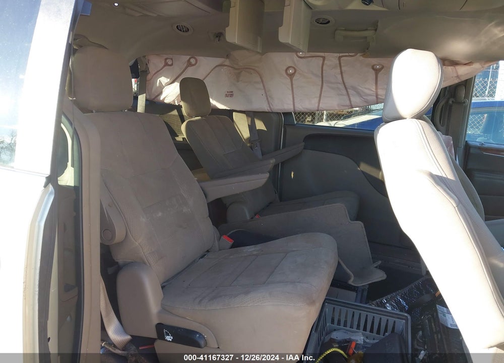 2011 CHRYSLER TOWN & COUNTRY TOURING VIN: 2A4RR5DG0BR784698