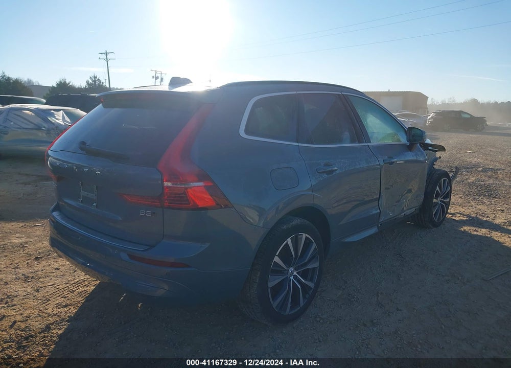 2022 VOLVO XC60 B5 MOMENTUM VIN: YV4L12RK9N1906642