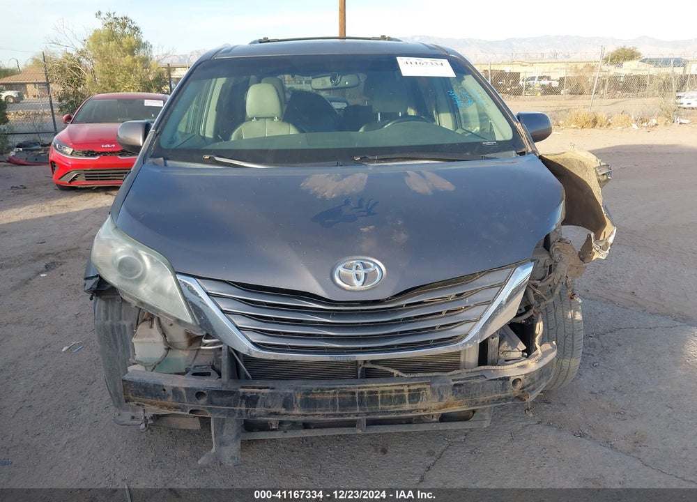2014 TOYOTA SIENNA XLE LIMITED VIN: 5TDYK3DC5ES429643