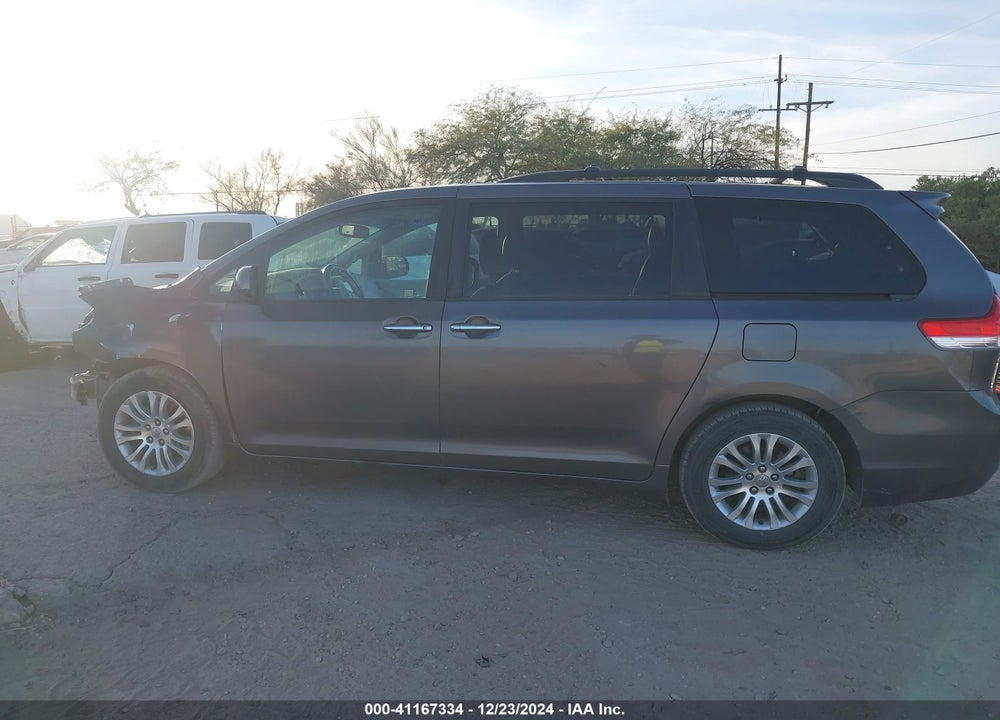 2014 TOYOTA SIENNA XLE LIMITED VIN: 5TDYK3DC5ES429643