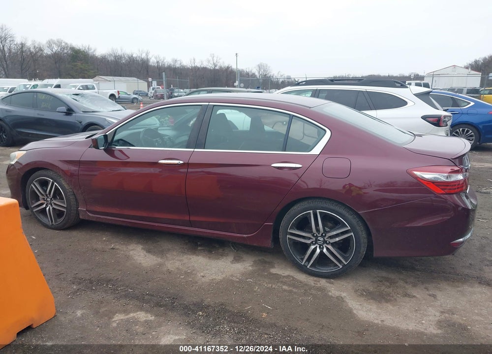 2017 HONDA ACCORD VIN: 1HGCR2F53HA221424